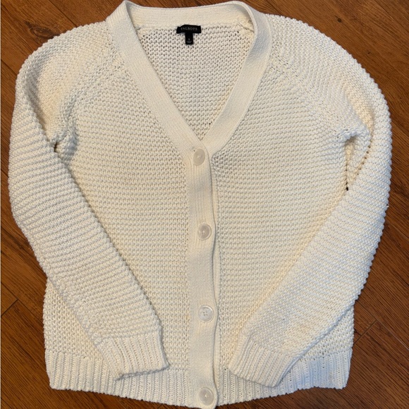 Talbots Sweaters - Talbots Ivory Chunky Knit Button-Up Cardigan Coastal Grandma Sweater Size Small.
